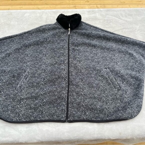 Marina Luna Black Heather Full Zip Cape Jacket Faux Fur Collar - Picture 3 of 10